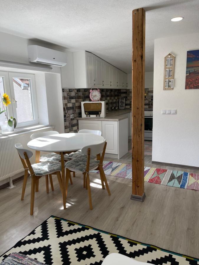 Apartman Maki SJJ Eksteriør billede